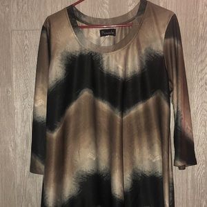 ⭐️⭐️⭐️Women’s Frazzle Blouse⭐️⭐️⭐️